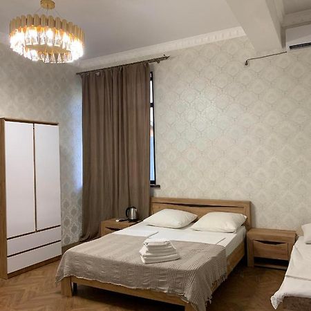 Mini Hotel Amra ปิซุนดา ภายนอก รูปภาพ