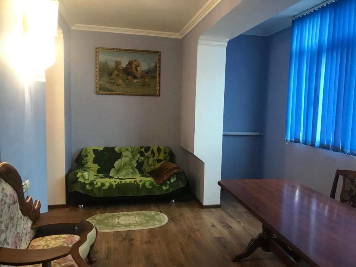 Mini Hotel Amra ปิซุนดา ภายนอก รูปภาพ