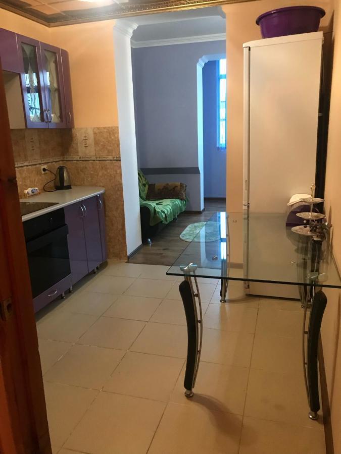 Mini Hotel Amra ปิซุนดา ภายนอก รูปภาพ